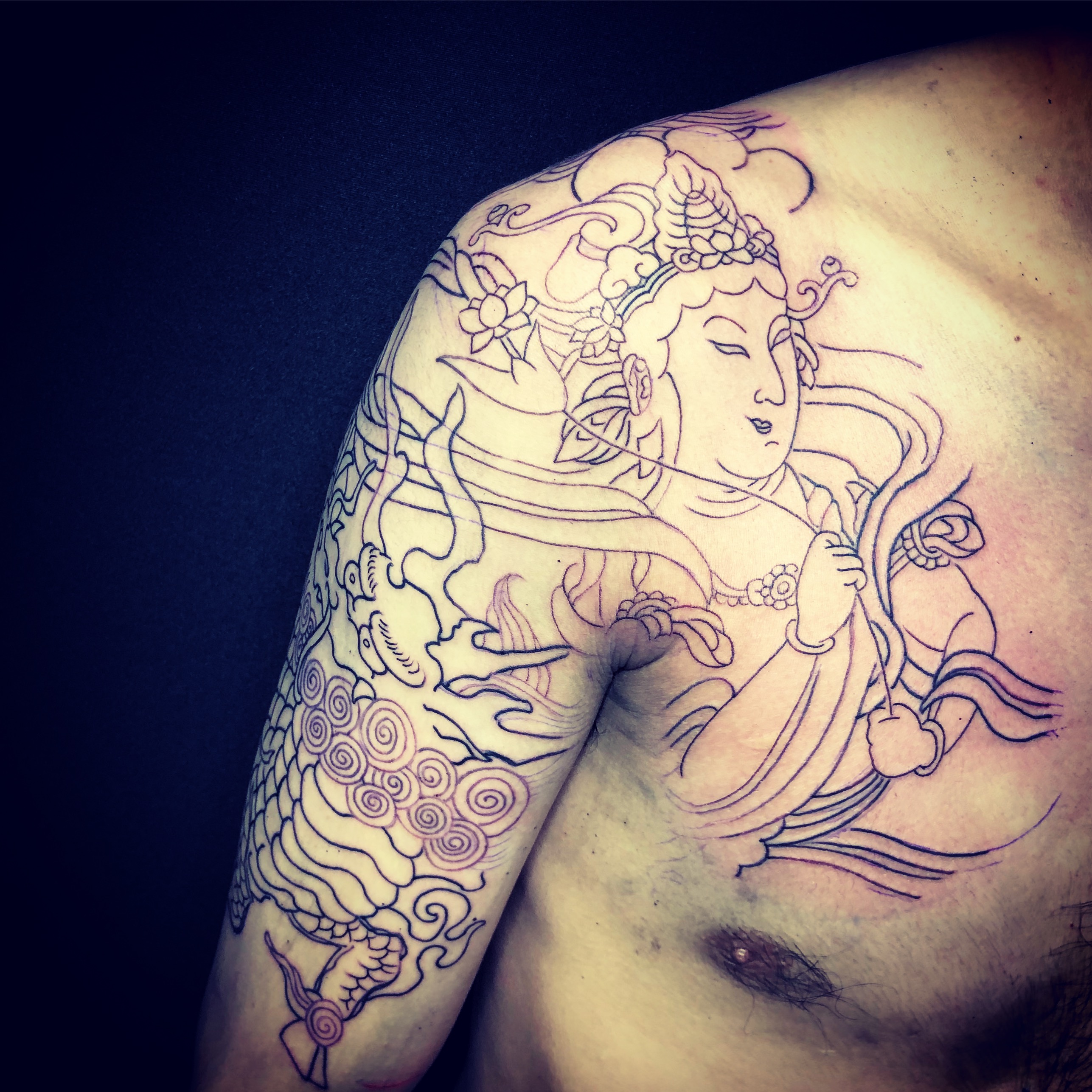 天女に麒麟の刺青irezumi 千葉幕張タトゥーtattoo 千葉彫師 彫亜星 千葉タトゥーは千葉市花見川区幕張本郷のfree Z Tattoo フリーズタトゥー