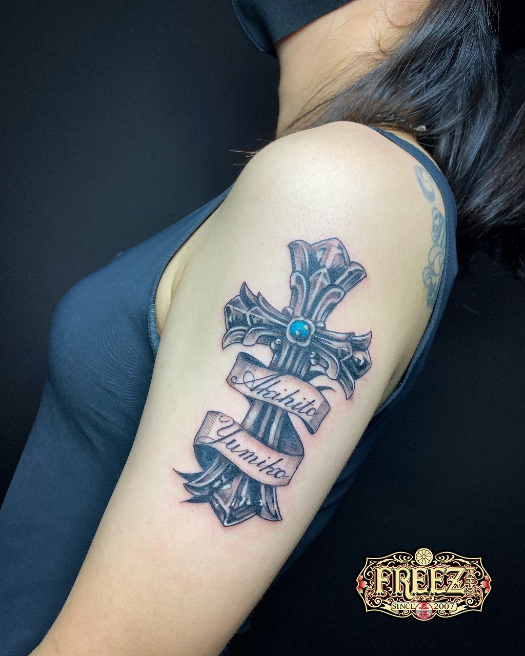腕にクロスのタトゥーtattoo 【千葉幕張刺青irezumi】千葉女性彫師SAO